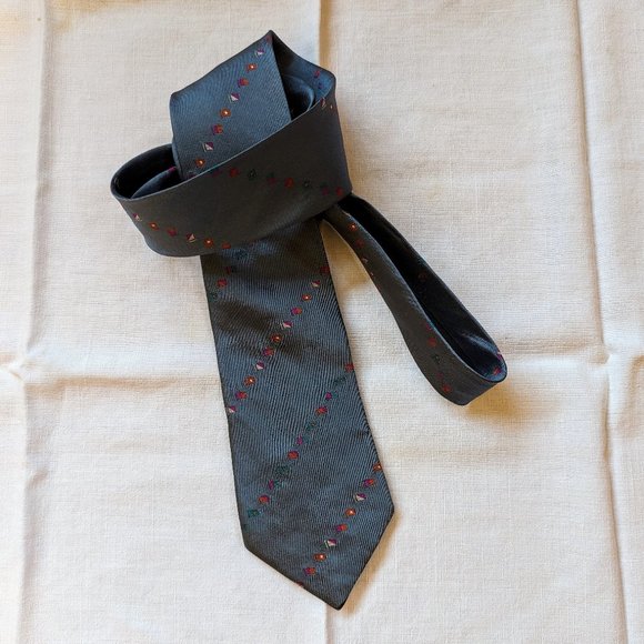 GUY LAROCHE PARIS SILK TIE - Picture 1 of 1